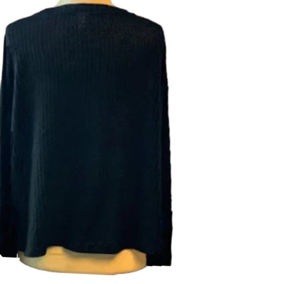 Pink by Victoria’s Secret Long Sleeve Pull-over Top - Picture 4 of 7